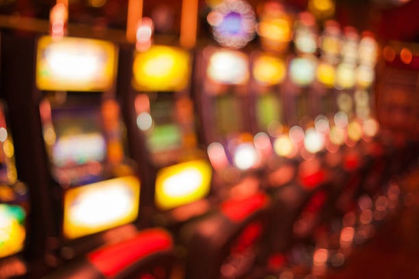 Layar tabel pembayaran The Dog House menampilkan nilai simbol dan fitur putaran gratis